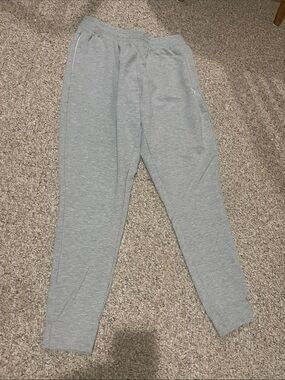 Men's Light Gray Athletic Jogger Pants Gymshark